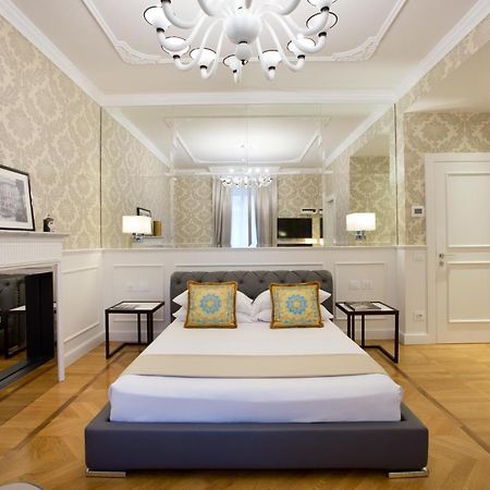 Duomo Rooms Милан Экстерьер фото
